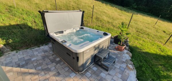 Outdoor Whirlpool im Kinzigtal