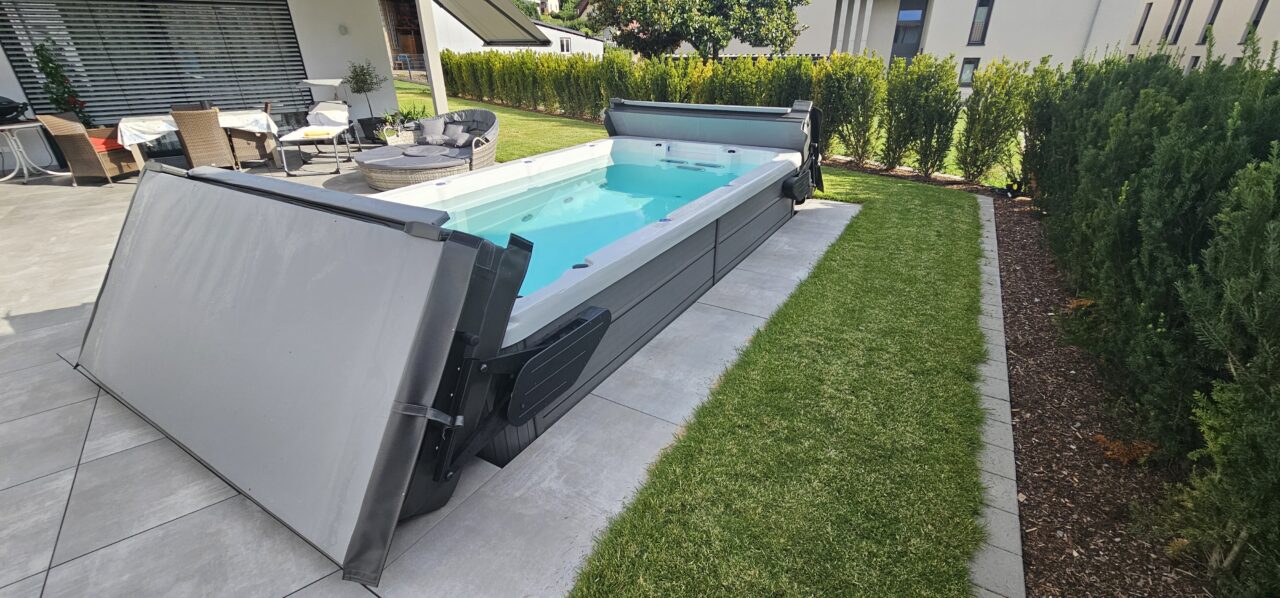 Schwimm Spa mit Abdeckungsheber