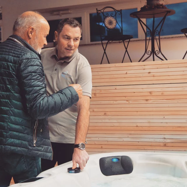 #whirlpool#Outdoor#Ortenau#Kinzigtal#Wellness#Gengenbach
Erstklassige Beratung

Wir wollen Ihnen nicht einfach nur tolle Produkte verkaufen, sondern Sie auch mit unserem Service begeistern. Mit uns haben Sie einen kompetenten und persönlichen Ansprechpartner der Ihnen bei allen Fragen zur Seite steht.
