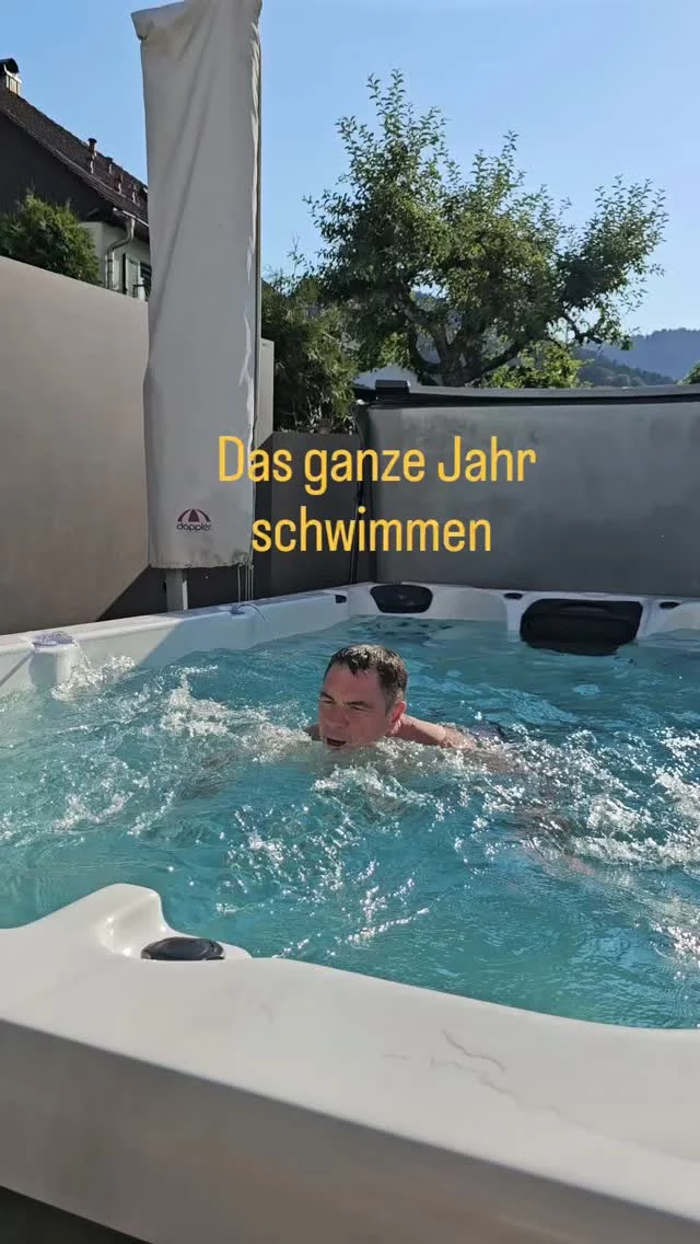 Schwimmen, trainieren, entspannen – alles in einem. 🏊‍♂️💦

sein tägliches Schwimmtraining im eigenen SwimSpa – unabhängig von Wetter und Öffnungszeiten. So geht Fitness und Entspannung direkt zu Hause.

#SwimSpa #HomeWellness #Schwimmen #FitnessZuhause #Black Forest Pools